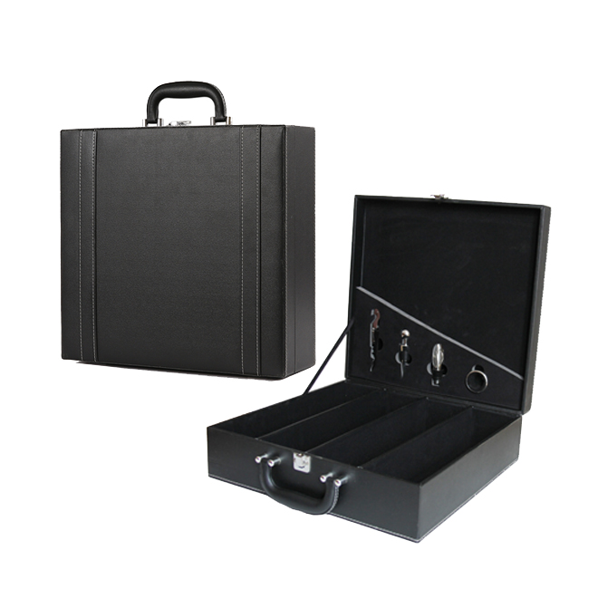 四支装黑色皮箱